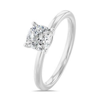 1.50 Karat Solitärring mit laborgezüchtetem Diamant im Kissenschliff aus Weißgold