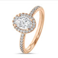 1.50 Karat Halo Solitärring mit ovalem Labordiamant aus Rotgold mit runden Labordiamanten