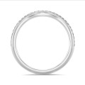 0.23 Karat geschwungener Memoire Ring mit Labordiamanten (halb besetzt) aus Weißgold