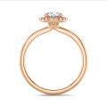 2.50 Karat Halo Solitärring mit ovalem Labordiamant aus Rotgold mit rosa runden Labordiamanten