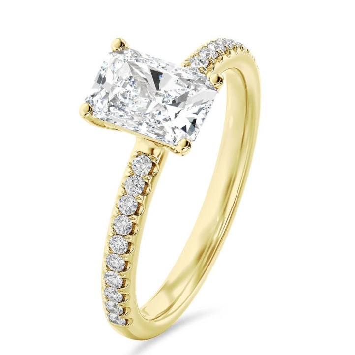 3.00 Karat Solitärring mit laborgezüchtetem Diamant im Radiant-Schliff aus Gelbgold und kleinen Labordiamanten