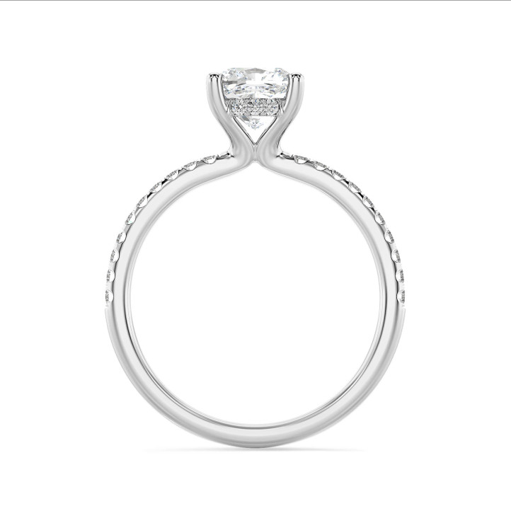 5.00 Karat Solitärring mit laborgezüchtetem Diamant im Kissenschliff aus Weißgold und hidden halo