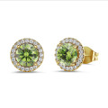 2.00 Karat Halo-Ohrringe aus Gelbgold mit Fancy Vivid Green Labordiamanten
