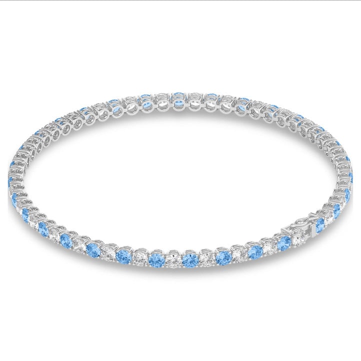 3.70 carat tennis bracelet in white gold with blue and white lab grown diamonds