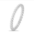 Stackable beaded ring in white gold