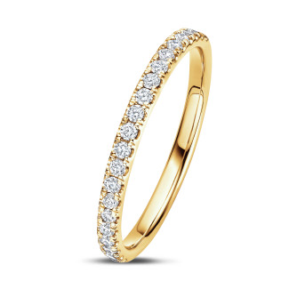 0.26 carat half-set eternity ring in yellow gold - matches with all rings from the Fancy Shapes collection