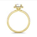 2.50 quilates halo anillo solitario diamante talla esmeralda cultivado en laboratorio en oro amarillo con diamantes redondos cultivados en laboratorio