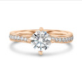 2.50 quilates anillo solitario diamante cultivado en laboratorio en oro rojo con diamantes en los lados cultivados en laboratoria