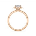 1.50 quilates halo anillo solitario diamante de corte asscher cultivado en laboratorio en oro rojo con diamantes redondos cultivados en laboratorio