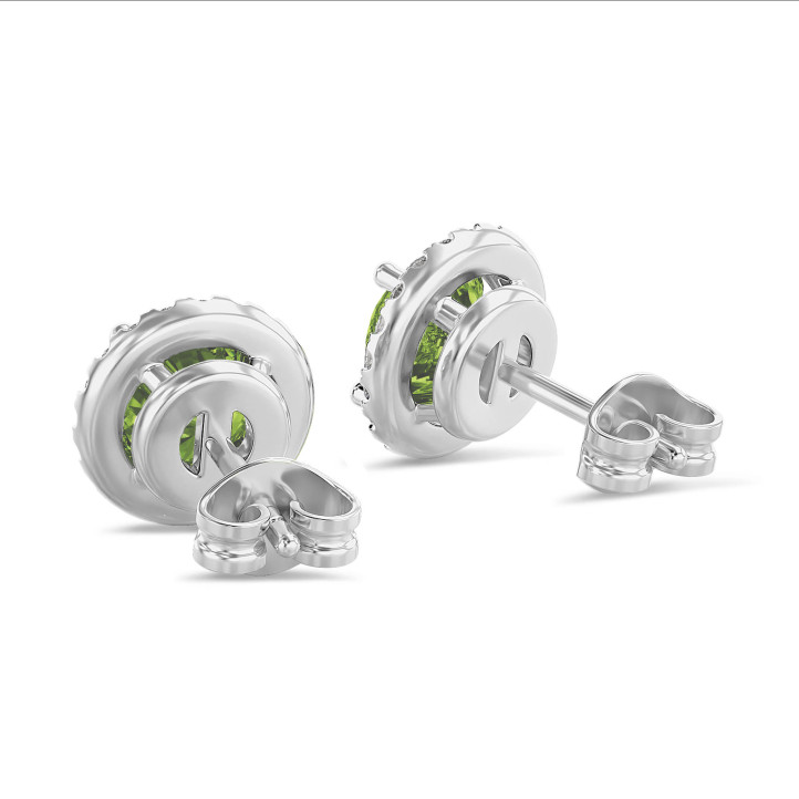 Pendientes halo con diamantes cultivados en laboratorio Fancy Vivid Green de 2,00 quilates en oro blanco