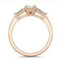 2.00 quilates anillo trilogía en oro rojo con diamante pera cultivado en laboratorio y baguettes cónicos cultivados en laboratorio