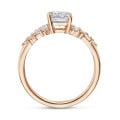 Anillo solitario tipo cluster 1.20 ct en oro amarillo con diamante corte Asscher