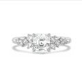 Anillo solitario tipo cluster 1.50 ct en oro blanco con diamante corte Asscher