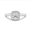 2.00 carats bague solitaire de type auréole avec un diamant synthétique coussin en or blanc avec diamants synthétiques ronds