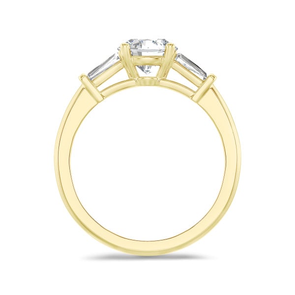 1.00 carat Bague trilogie en or jaune avec un diamant de laboratoire rond et deux diamants de laboratoire baguettes de forme conique