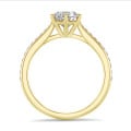 1.00 carat bague solitaire en or jaune avec diamants de laboratoire sur les côtés
