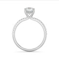 2.00 carats bague solitaire avec un diamant synthétique taille asscher et un halo caché en or blanc