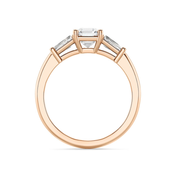Search all PLP - 3.00 carat bague trilogie en or rouge avec un diamant synthétique taille asscher et deux diamants synthétiques baguettes de forme conique