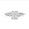 Bague solitaire en grappe de 1.20 carat en or blanc avec un diamant taille radiant