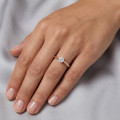 3.00克拉玫瑰金培育單鑽戒指