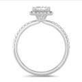 Anello solitario halo da 3,00 carati con diamante princess coltivato in laboratorio in oro bianco con diamanti tondi coltivati in laboratorio