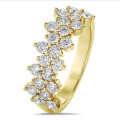 Anello eternity con diamante da 1,20 carati coltivato in laboratorio in oro giallo