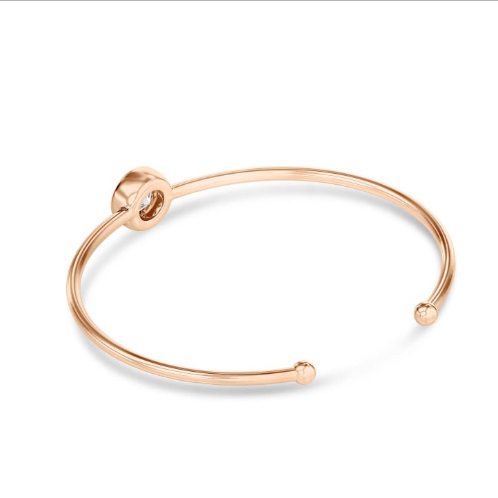 Bracciale rigido con diamante da 2,00 carati coltivato in laboratorio in oro rosso