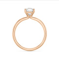 Anello solitario da 2,00 carati con diamante taglio asscher coltivato in laboratorio in oro rosso