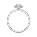 5.00캐럿 솔리테어 할로 링, 화이트 골드에 라보 그로운 오벌 다이아몬드와 라운드 라보 그로운 다이아몬드 장식