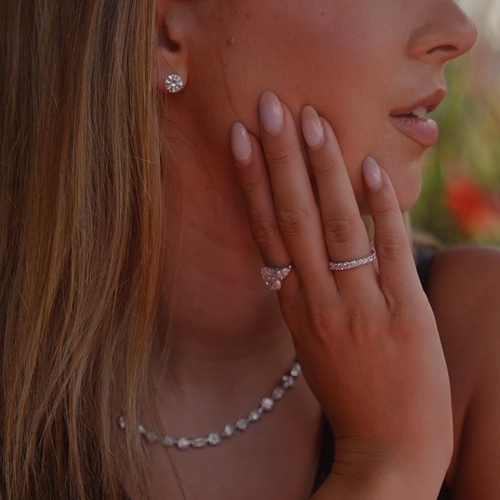 3.00캐럿 솔리테어 귀걸이, 붉은 금에 세팅된 라운드 실험실 재배 다이아몬드