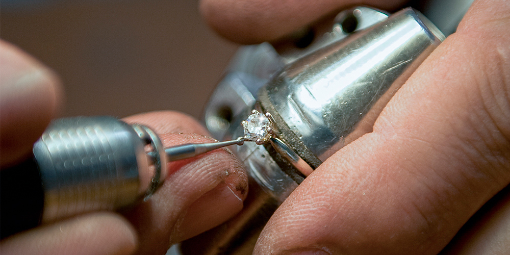 Brilliant cut diamond