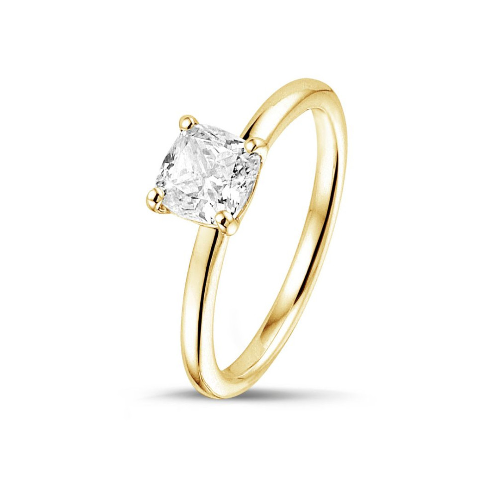 Yellow gold diamond engagement ring