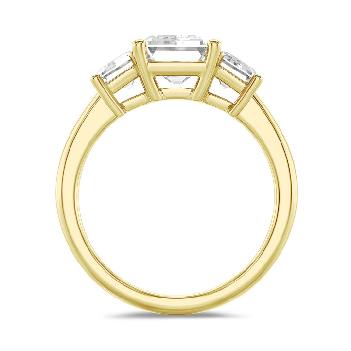 4.40 karaat trilogie ring in geelgoud met lab grown emerald cut diamanten