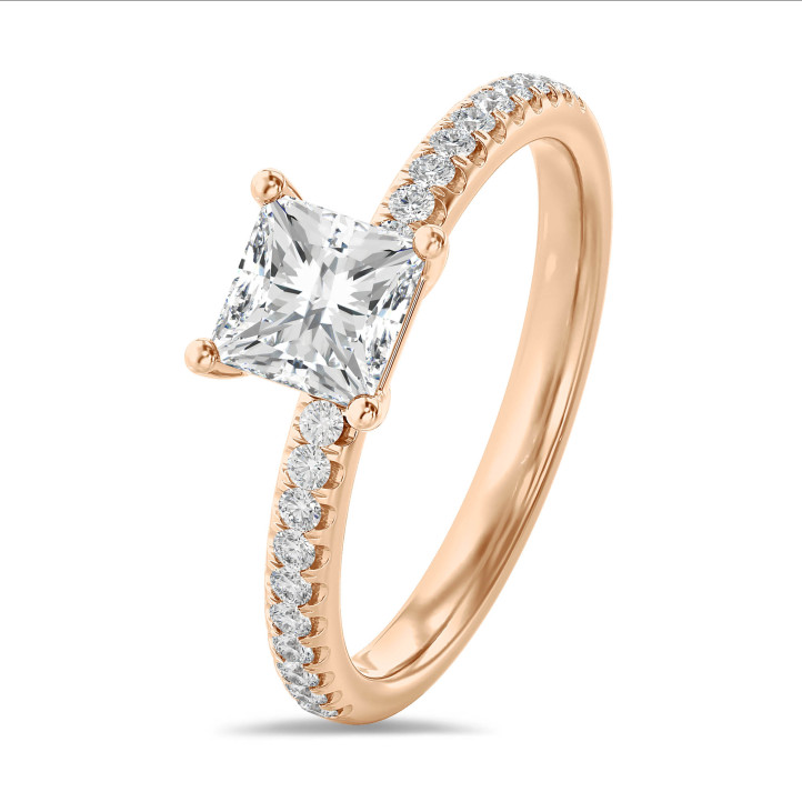 5.00 karaat solitaire ring met een lab grown princess diamant in rood goud met lab grown zijdiamanten