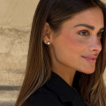 2.00 karaat solitaire oorbellen in rood goud met ronde lab grown diamanten