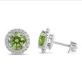 2,00 karaat Fancy Vivid Green laboratoriumgekweekte diamant halo oorbellen in witgoud