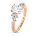 1.20 karaat solitaire clusterring in roodgoud met ovale diamant