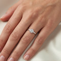 1.00 karaat solitaire ring in wit goud met ronde lab grown diamant