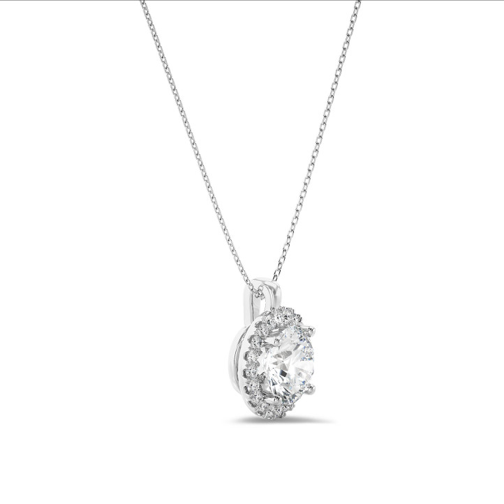 1.00 karat laboratuvarda yetiştirilmiş platin pırlanta halo kolye